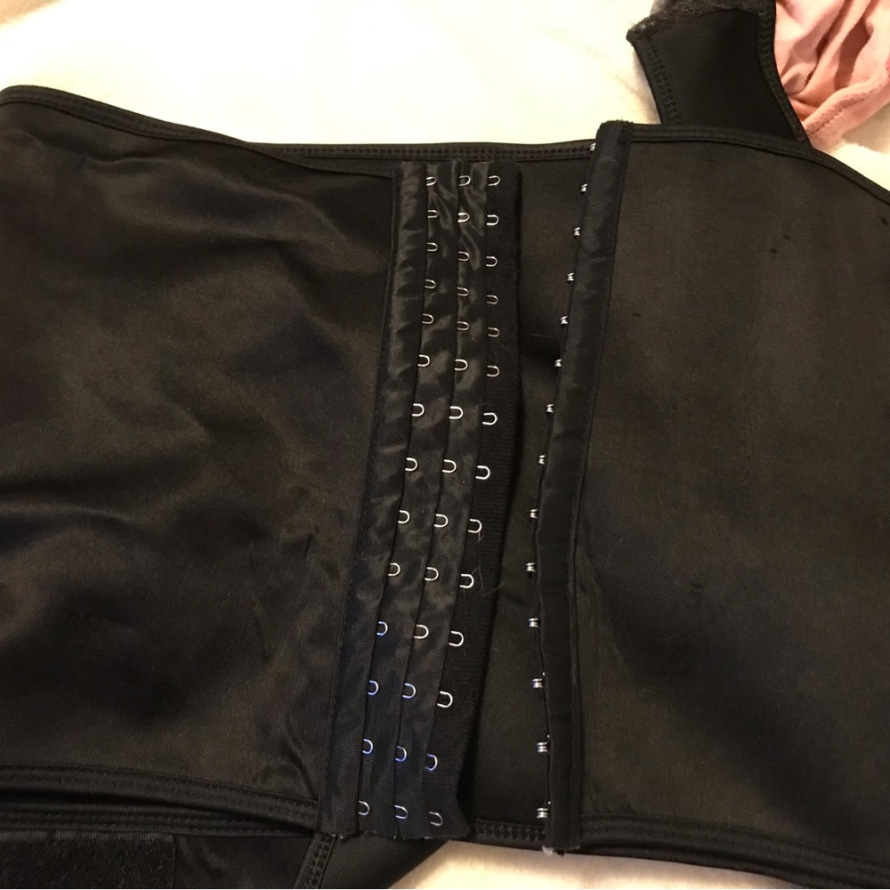 Waist trainer (5XL) WORN ONCE